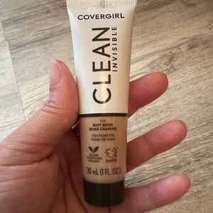 Cover Girl Cream Foundation Makeup for a Flawless Finish Shade 125